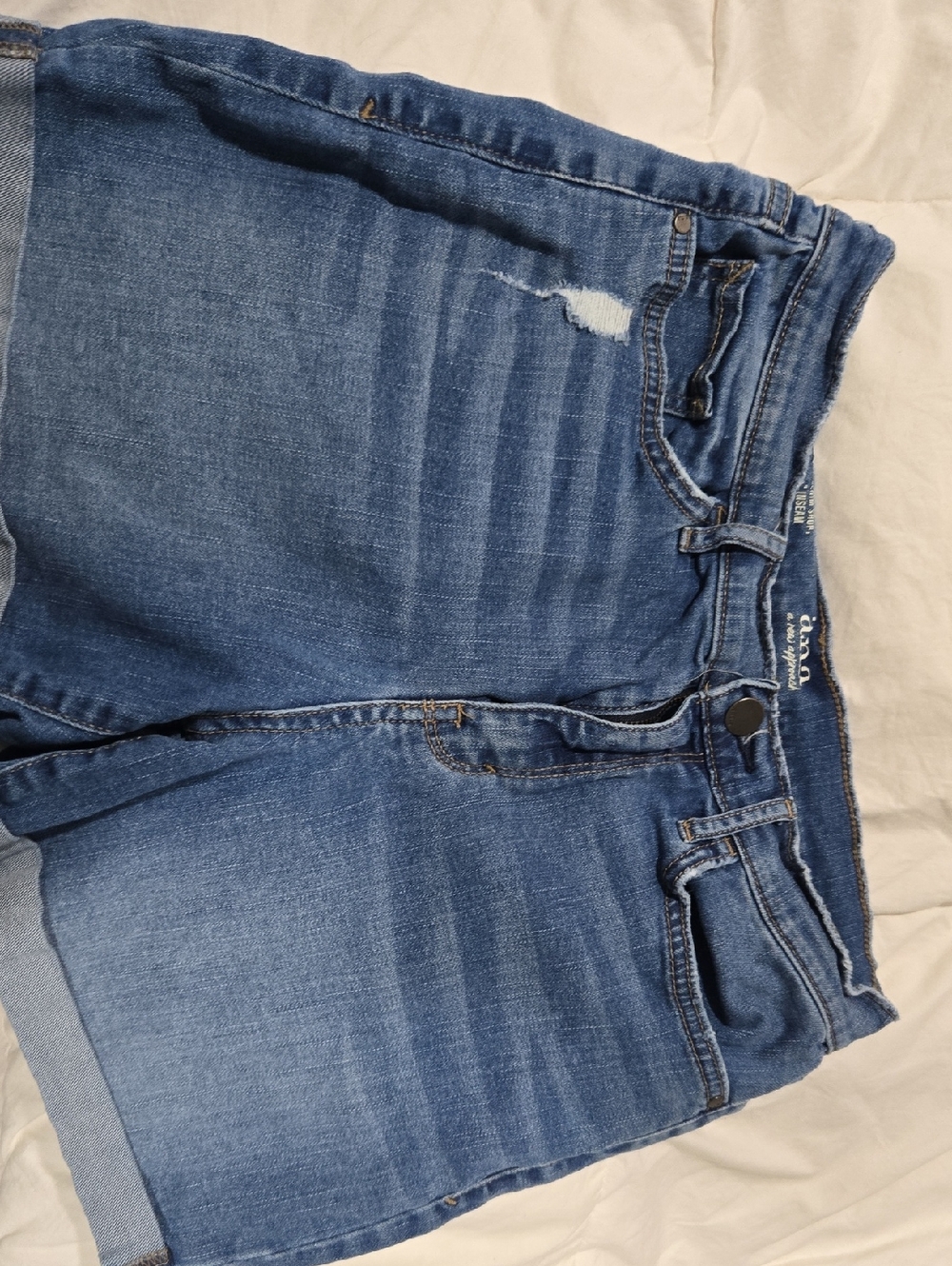 a.n.a Women's Medium Blue Boyfriend Denim Shorts